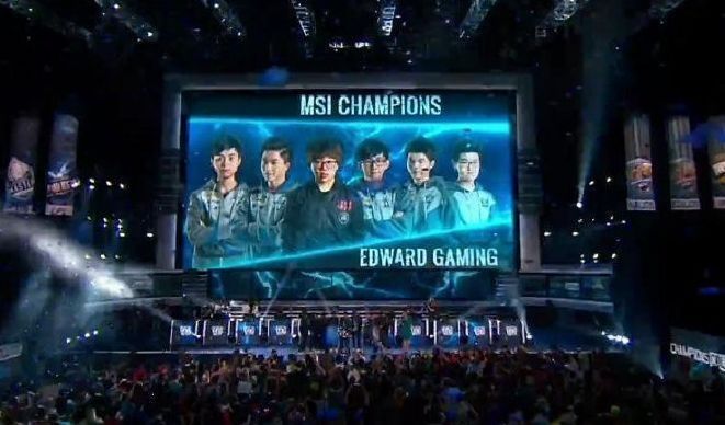 NaVi荣登HLTV 2021最佳战队 CEO亲自致谢